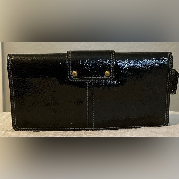 COACH HORSE & CARRIAGE PATENT LEATHER LARGE BLACK CLUTCH WALLET PURSE BAG EUC - Picture 3 of 12